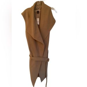 🚨Sale🚨 NWT White House Black Market Beige Belted Long Vest Coat Si…